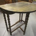 694 7479 DROP-LEAF TABLE